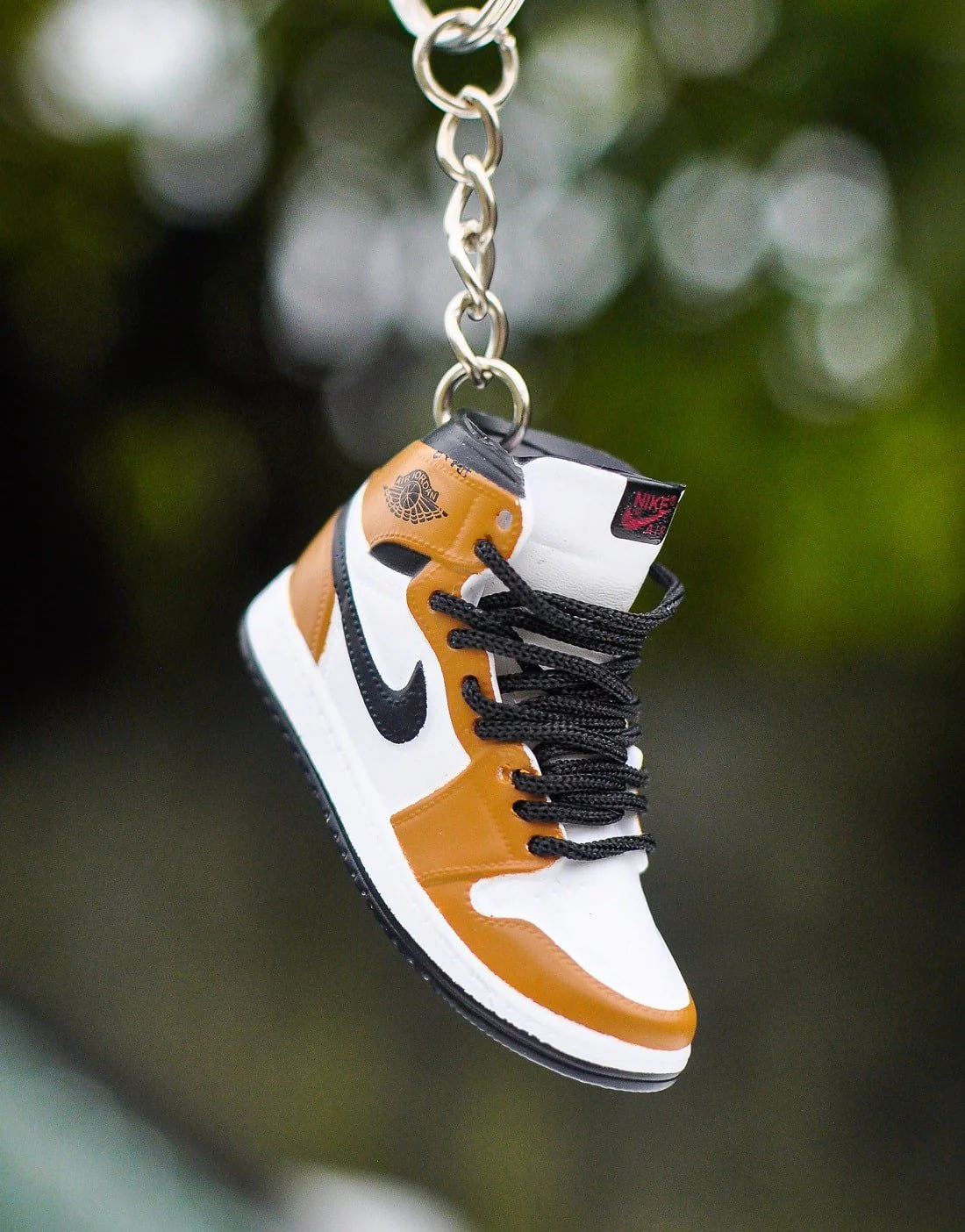 3D Sneaker Keychain AJ1 Rookie of the Year - Image 2