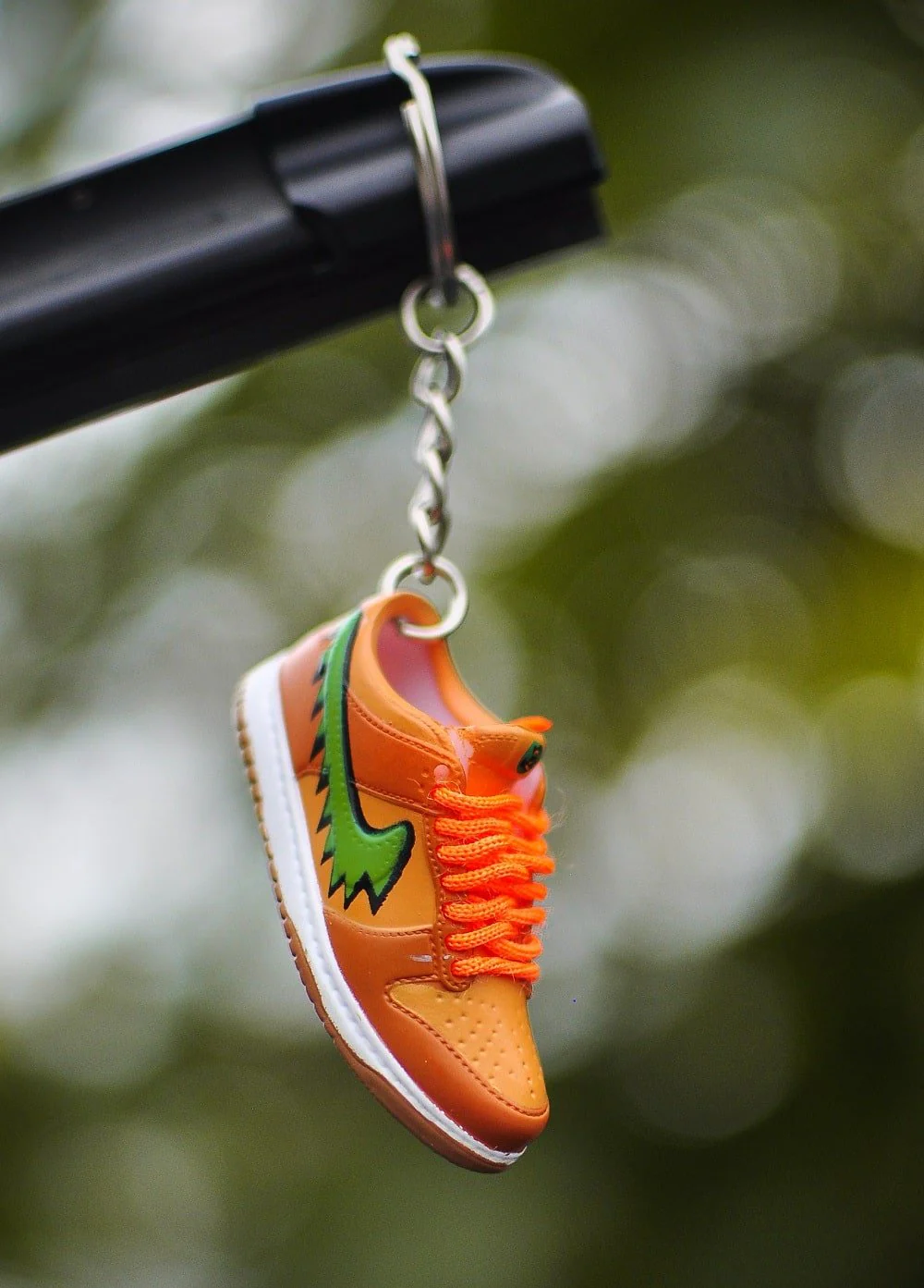 3D Sneaker Keychain SB Dunk Grateful Dead Orange - Image 2