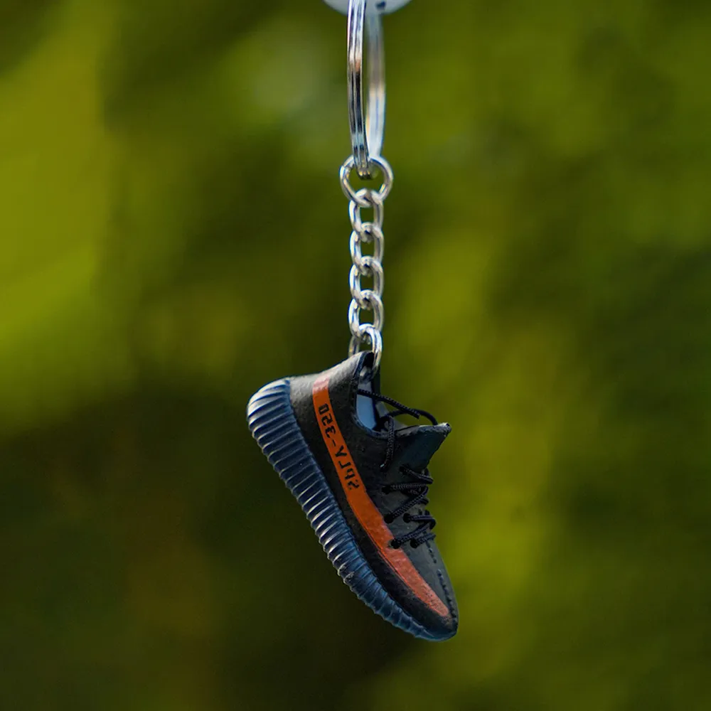 3D sneaker keychain Yeezy Coral Red