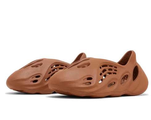ADIDAS YEEZY FOAM RNR CLAY RED - Image 2
