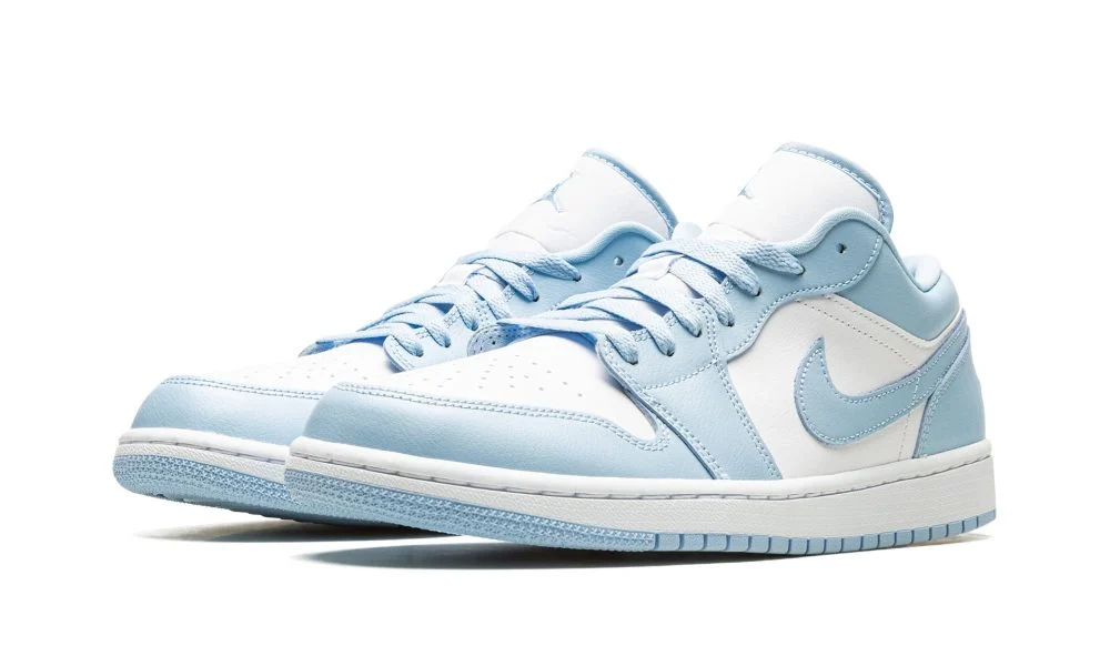 Air Jordan 1 Low Ice Blue (W) - Image 2