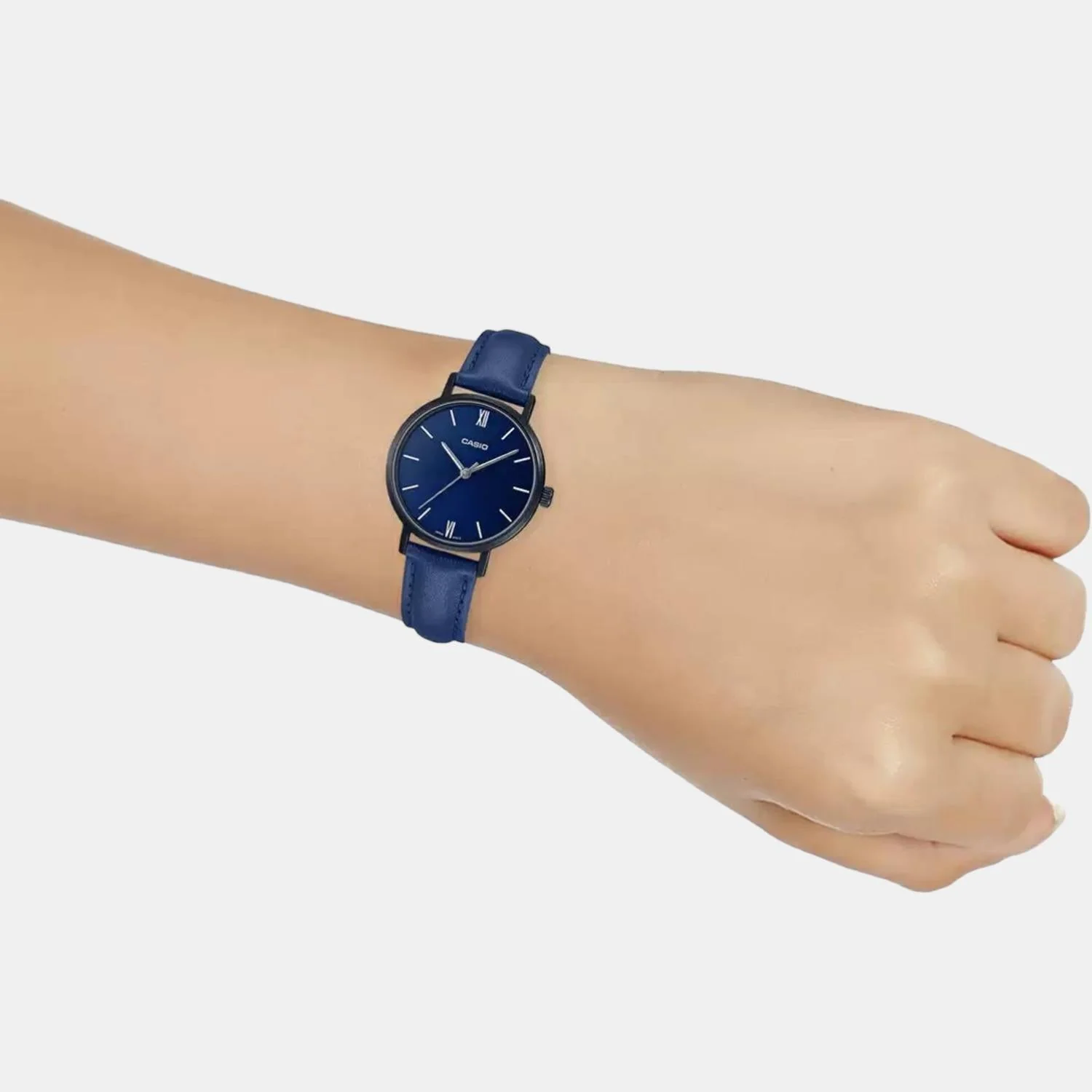 Enticer Women Quartz Blue Dial Analog Leather Watch A2001 - Image 6