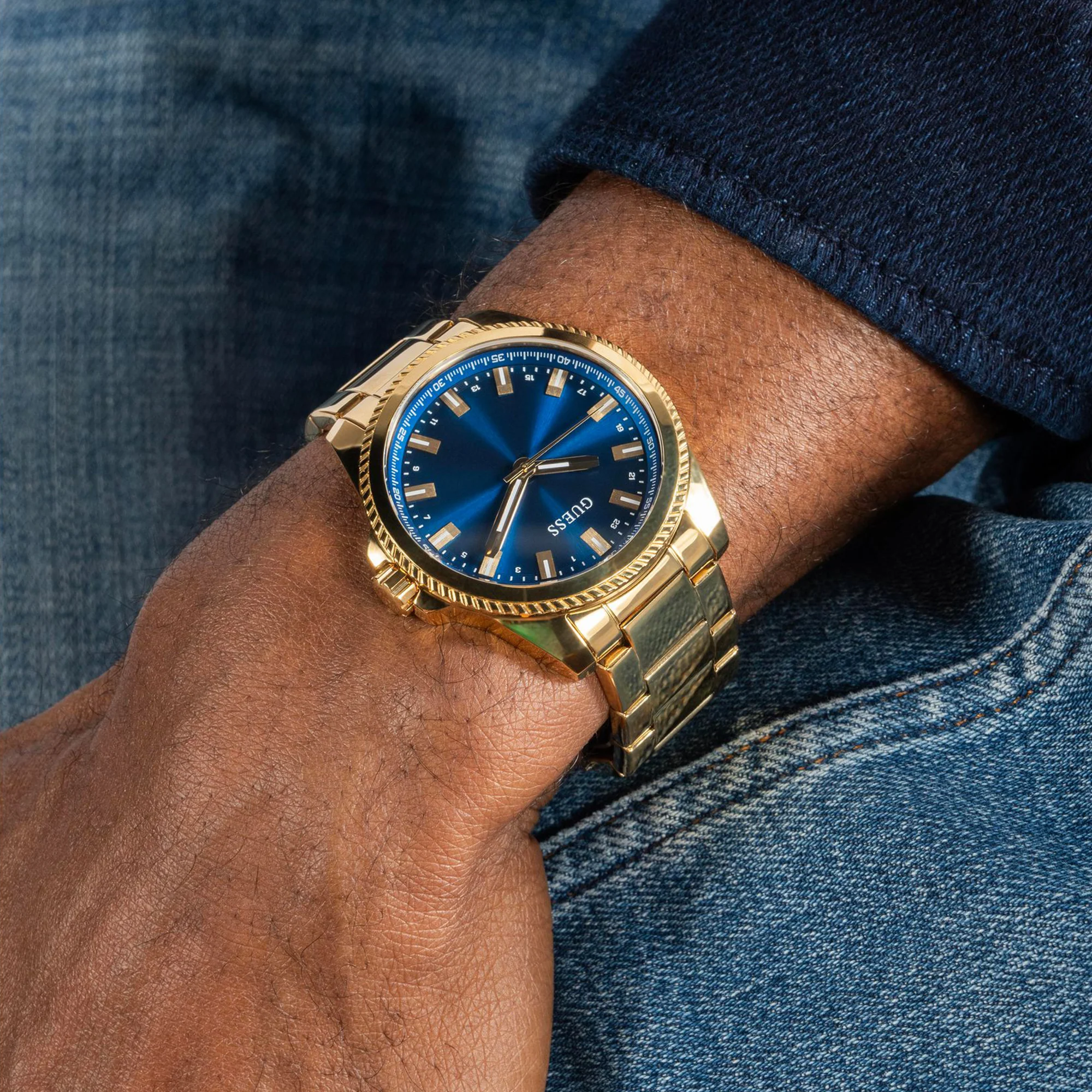 Champ Men Quartz Blue Dial Analog Stainless Steel Watch GW0718G2 - Image 4