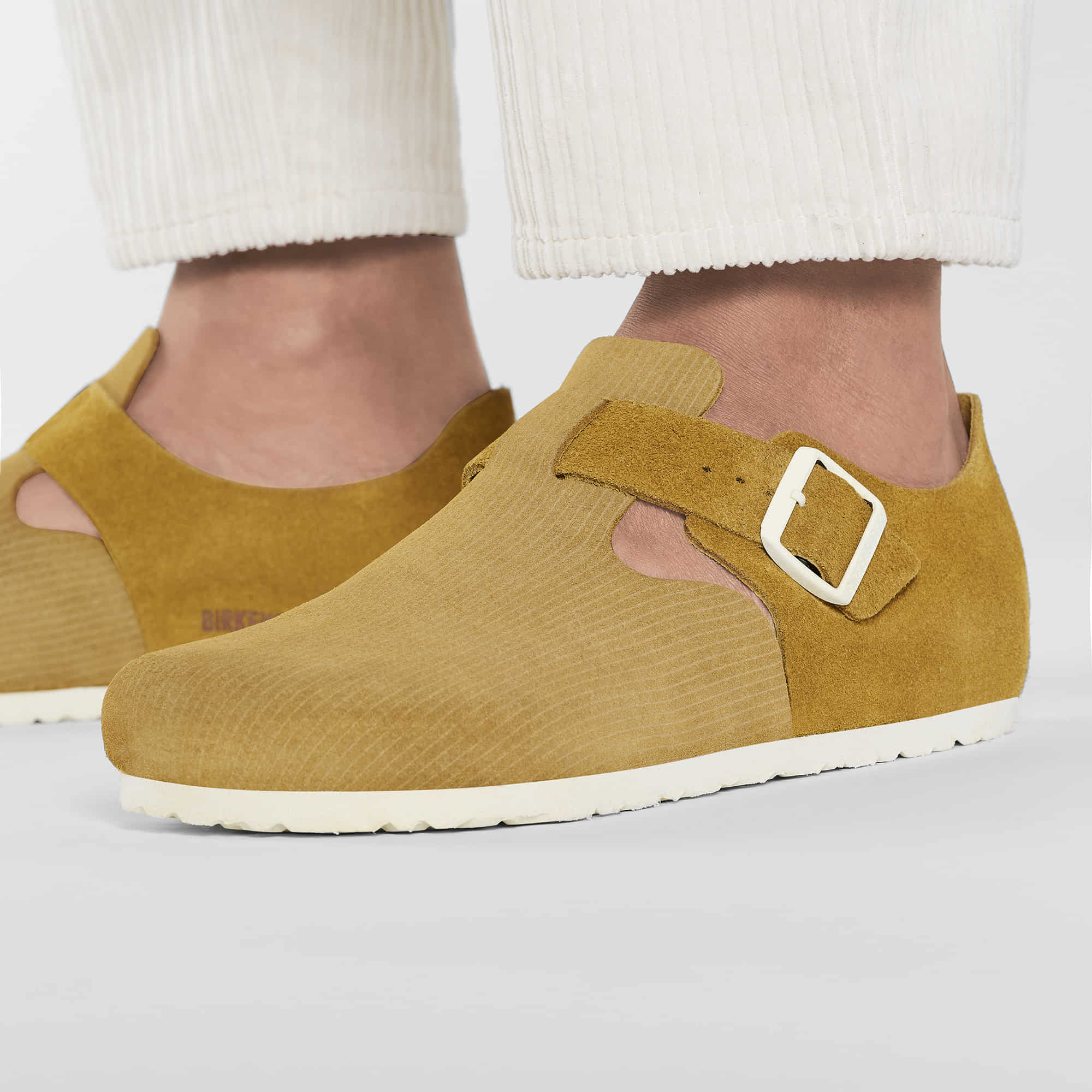 London Suede Leather - Image 6