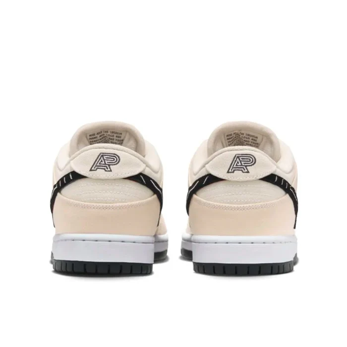 Nike SB Dunk Low Albino & Preto - Image 4
