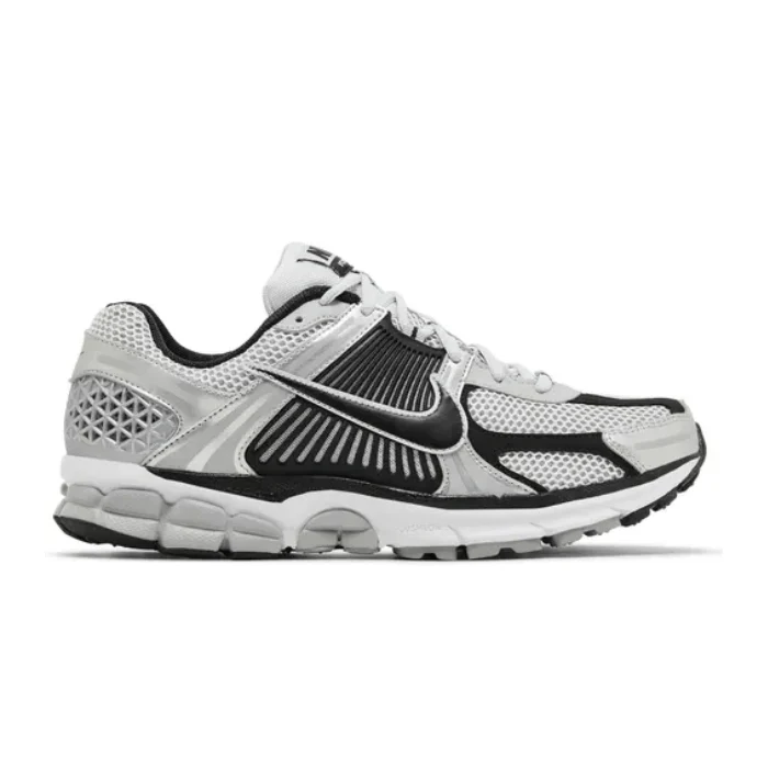 Nike Zoom Vomero 5 Metallic Silver Black