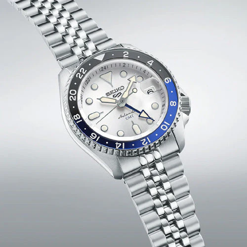 Seiko 5 Sports White Dial Men 42.5mm SSK033K1 - Image 2
