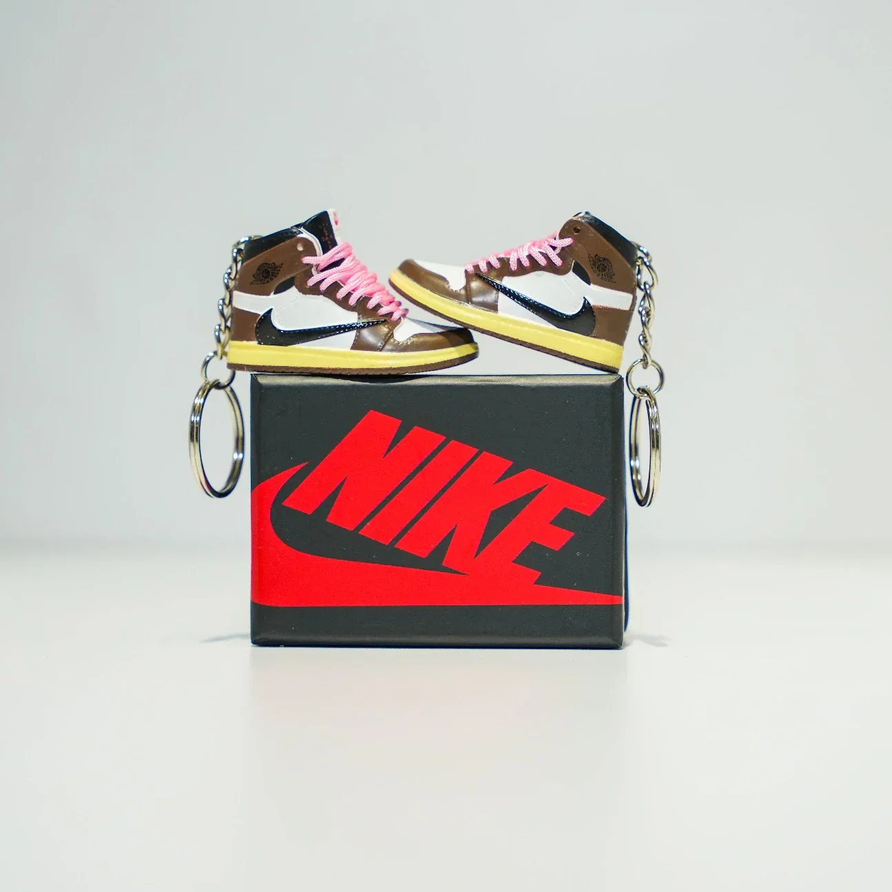 3D Sneaker Keychain With Box | Jordan keychain with box | Kicks Machine - Image 24