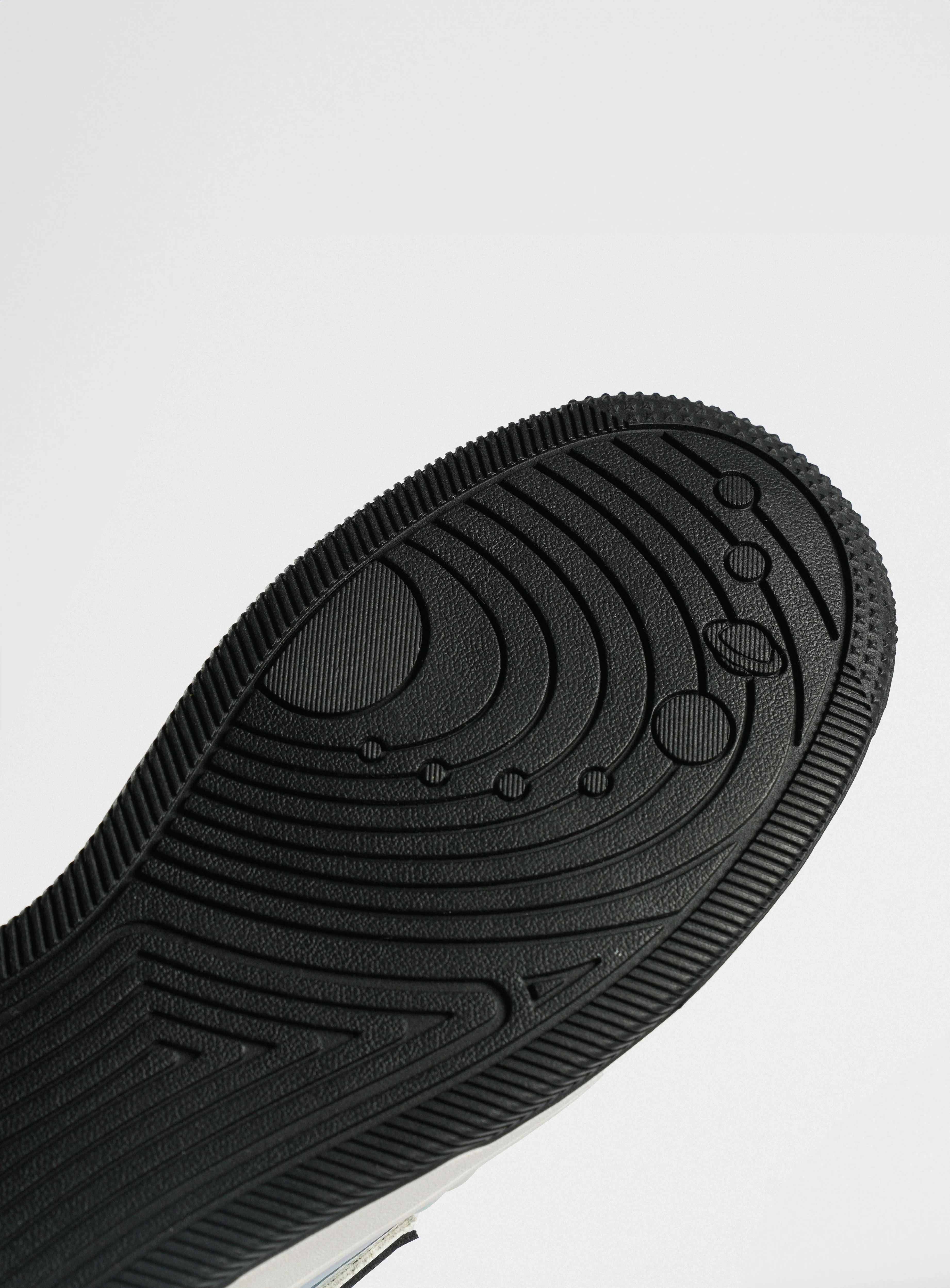 SPACEBOUND - Image 7