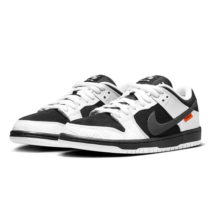 TIGHTBOOTH x Nike Dunk Low SB - Image 2
