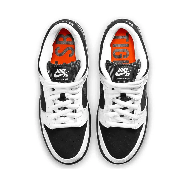 TIGHTBOOTH x Nike Dunk Low SB - Image 4